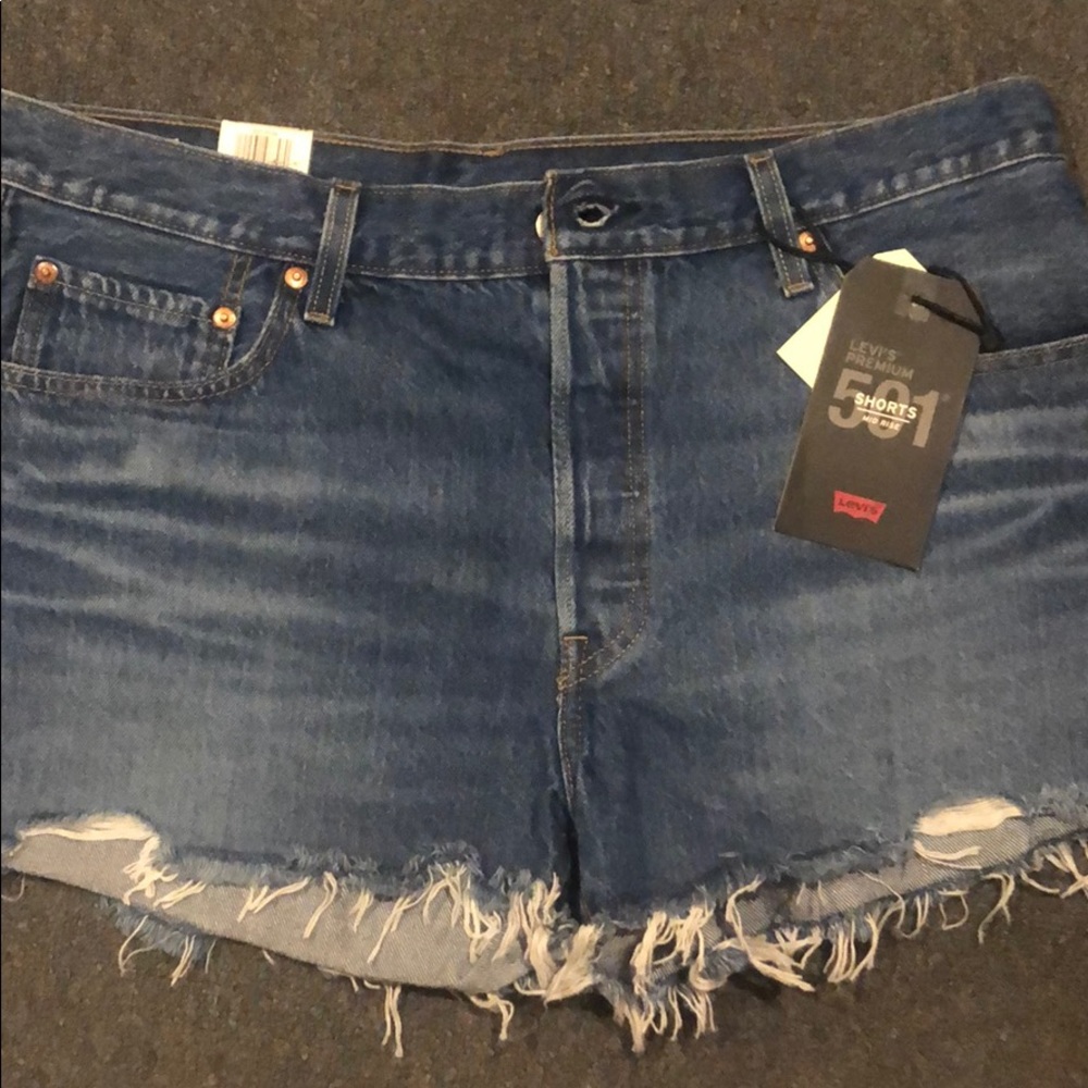Levi shorts